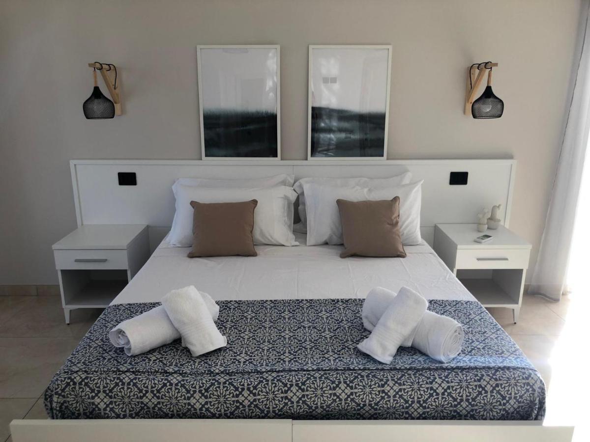 Caria La Rinella Bed & Breakfast エクステリア 写真